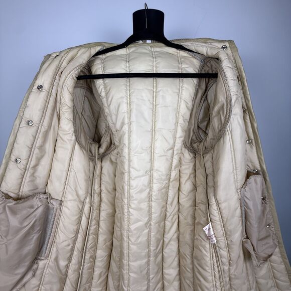 Vintage Quilted Winter Coat | 70s 80s Duster Puffer Style Made in Korea - Picture 13 of 15